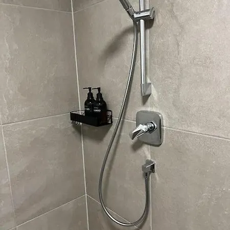 Moderne Am Rhein Appartement