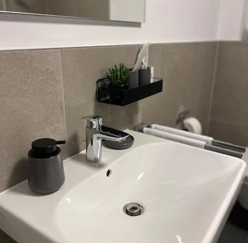 Moderne Am Rhein Appartement *